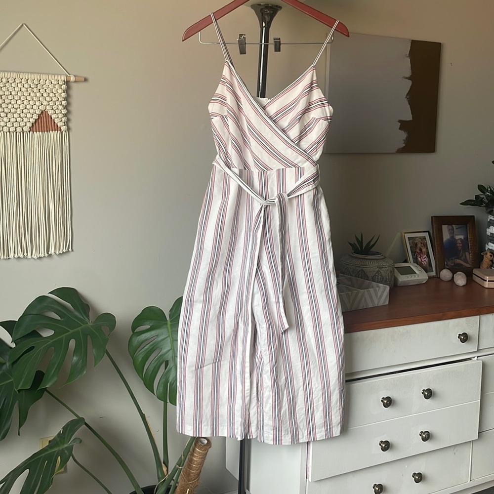 Banana Republic Cropped Jumpsuit petite sz 00 Pink, White, Blue Striped